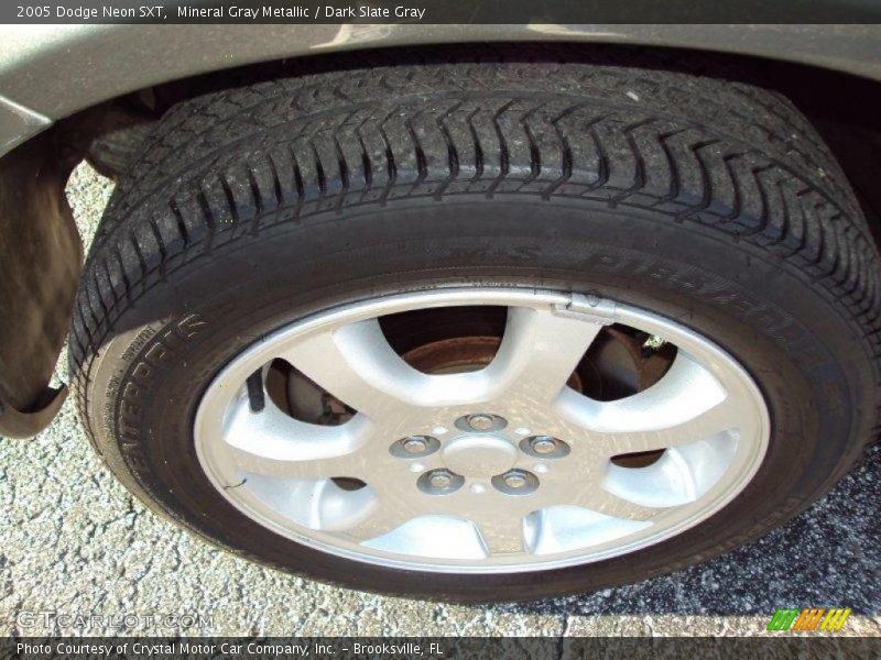 Mineral Gray Metallic / Dark Slate Gray 2005 Dodge Neon SXT
