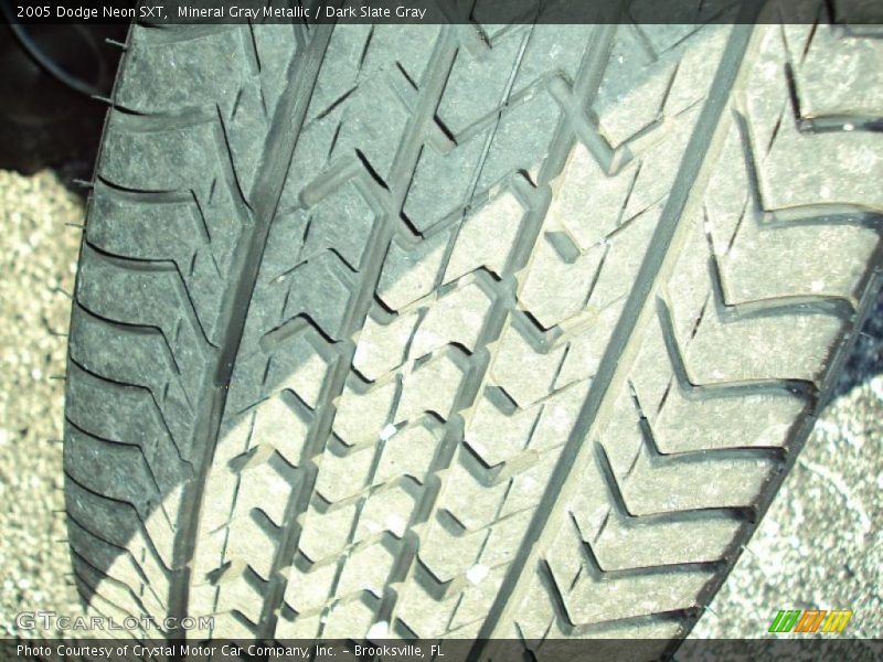 Mineral Gray Metallic / Dark Slate Gray 2005 Dodge Neon SXT