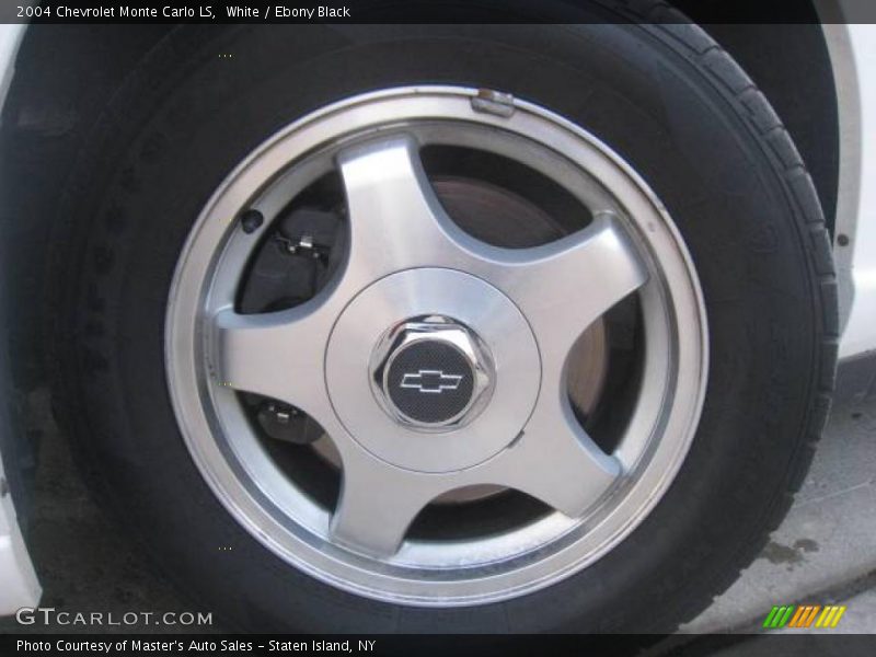 White / Ebony Black 2004 Chevrolet Monte Carlo LS