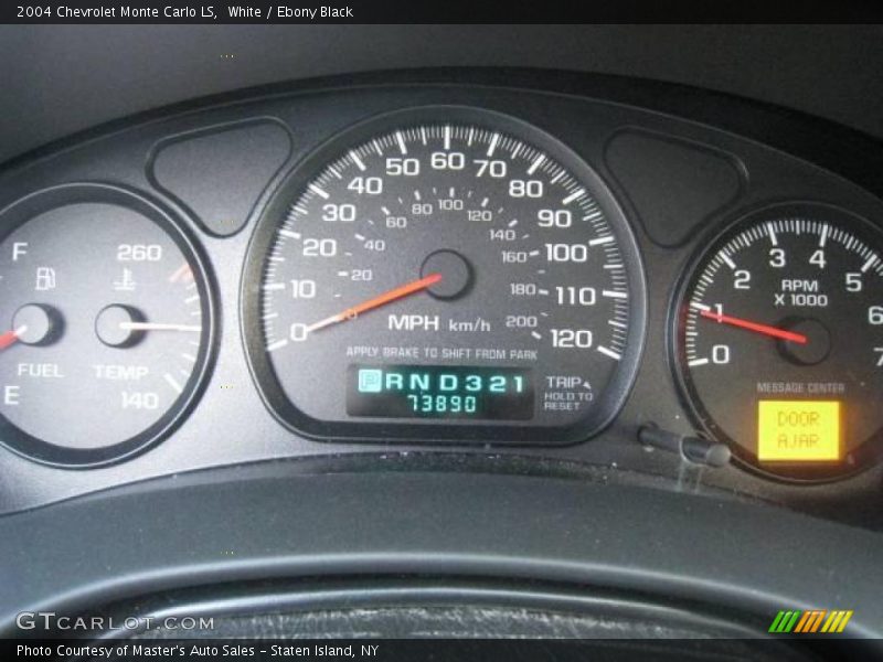 White / Ebony Black 2004 Chevrolet Monte Carlo LS