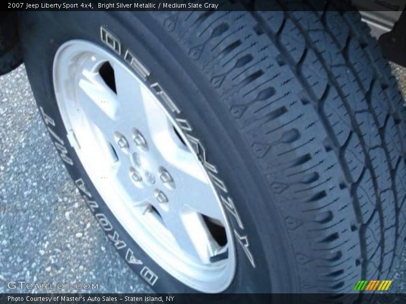 Bright Silver Metallic / Medium Slate Gray 2007 Jeep Liberty Sport 4x4