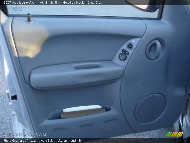 Bright Silver Metallic / Medium Slate Gray 2007 Jeep Liberty Sport 4x4