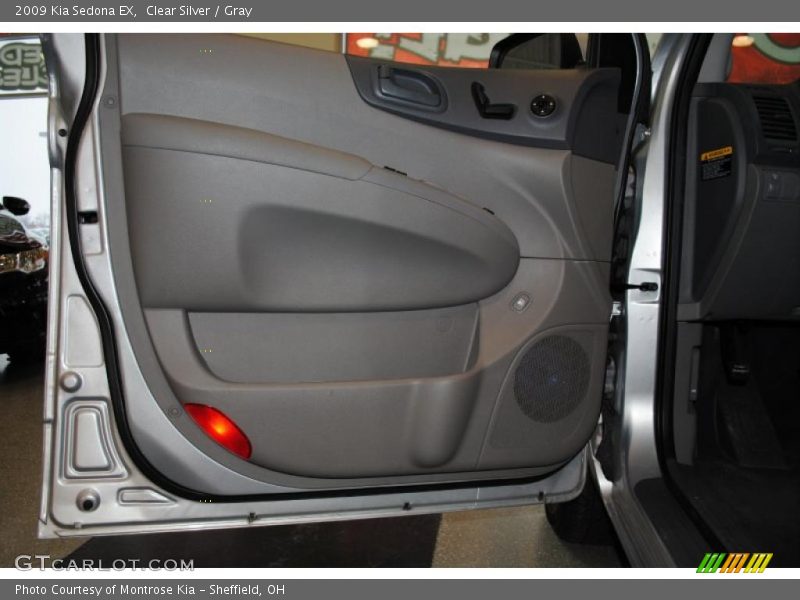Clear Silver / Gray 2009 Kia Sedona EX