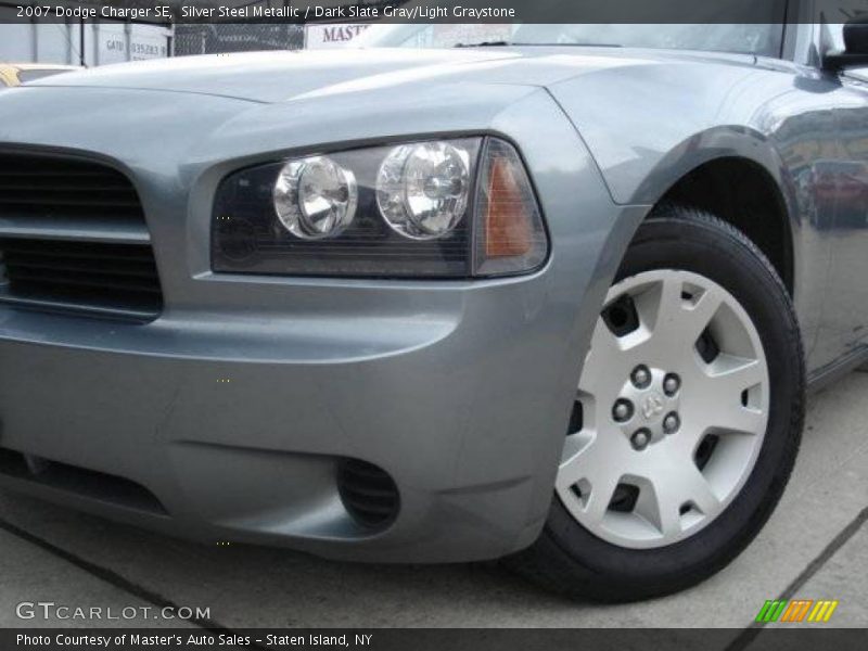 Silver Steel Metallic / Dark Slate Gray/Light Graystone 2007 Dodge Charger SE
