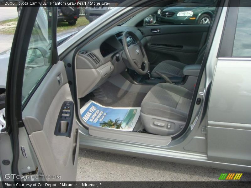 Phantom Gray Pearl / Stone Gray 2006 Toyota Camry LE