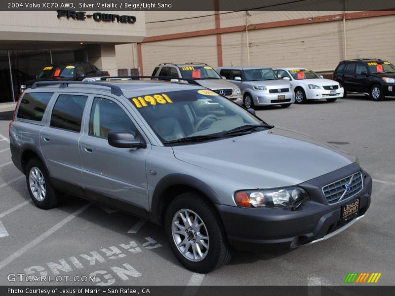 Silver Metallic / Beige/Light Sand 2004 Volvo XC70 AWD