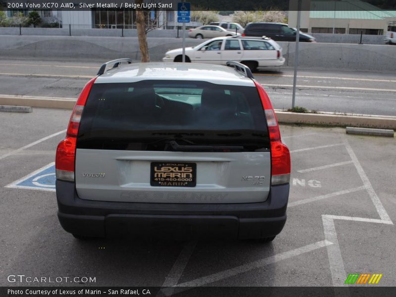 Silver Metallic / Beige/Light Sand 2004 Volvo XC70 AWD