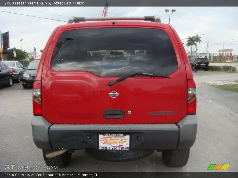 Aztec Red / Dusk 2000 Nissan Xterra XE V6