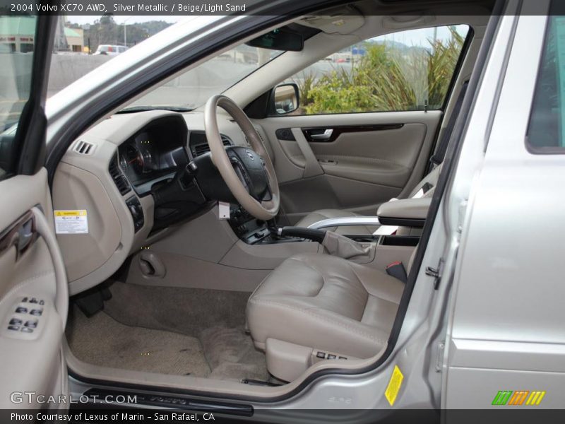 Silver Metallic / Beige/Light Sand 2004 Volvo XC70 AWD