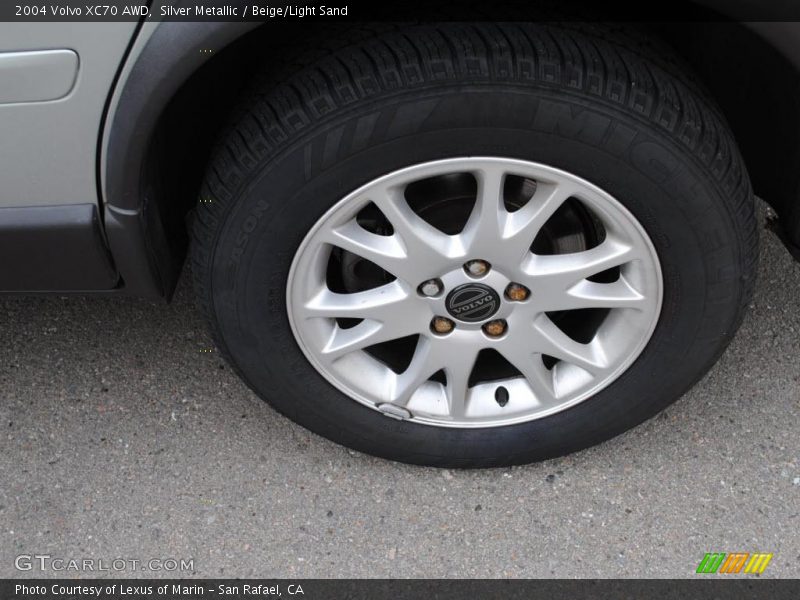 Silver Metallic / Beige/Light Sand 2004 Volvo XC70 AWD