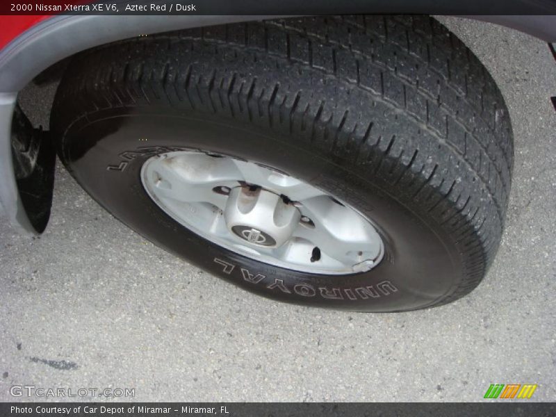 Aztec Red / Dusk 2000 Nissan Xterra XE V6