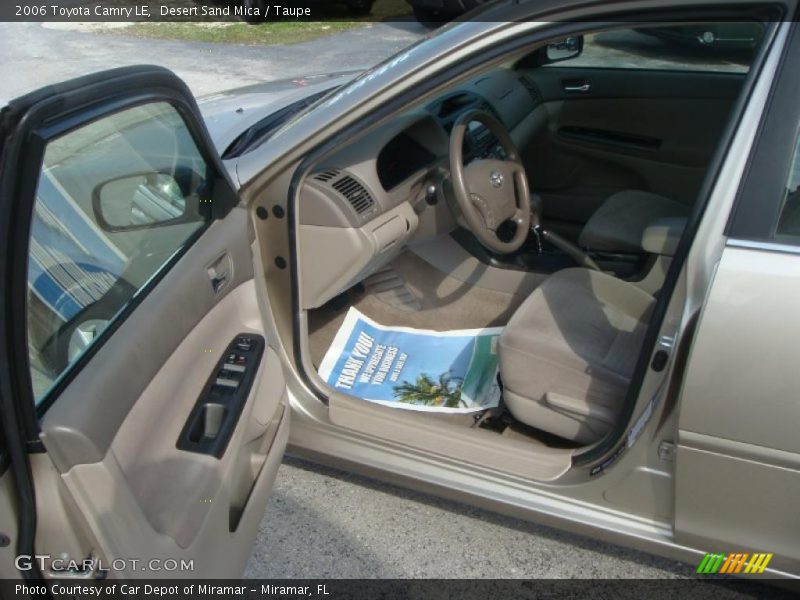 Desert Sand Mica / Taupe 2006 Toyota Camry LE