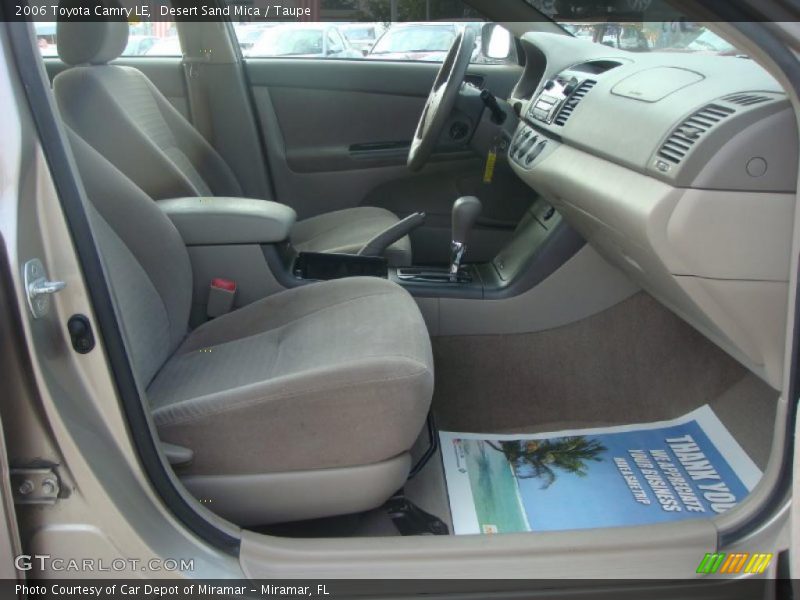 Desert Sand Mica / Taupe 2006 Toyota Camry LE