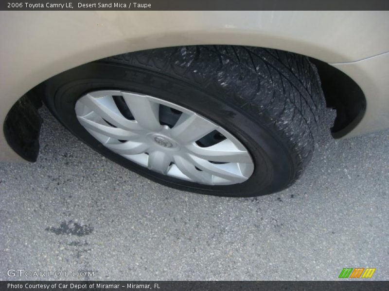 Desert Sand Mica / Taupe 2006 Toyota Camry LE