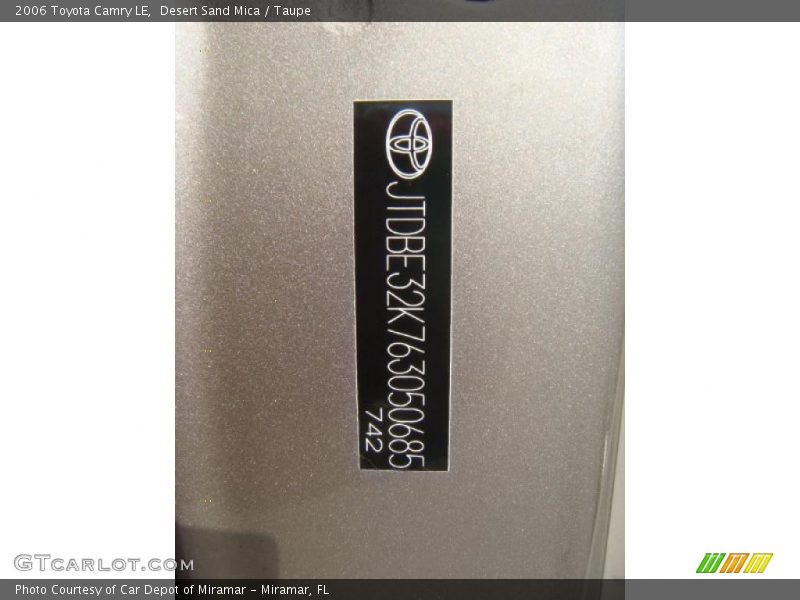 Desert Sand Mica / Taupe 2006 Toyota Camry LE