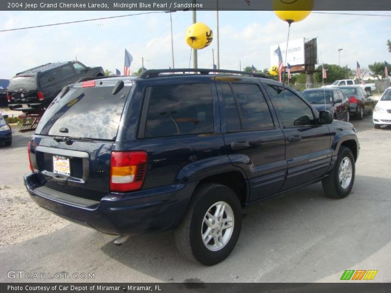 Midnight Blue Pearl / Sandstone 2004 Jeep Grand Cherokee Laredo