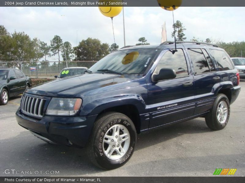 Midnight Blue Pearl / Sandstone 2004 Jeep Grand Cherokee Laredo