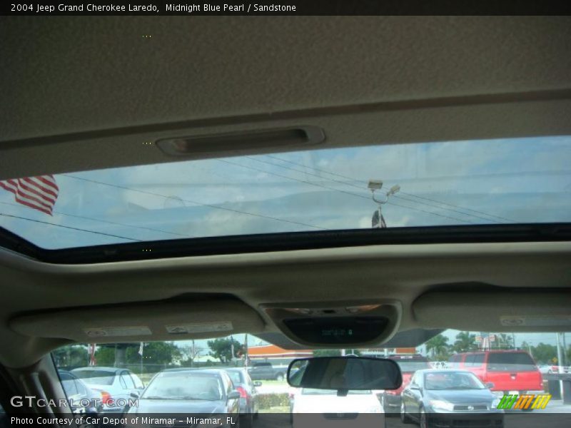 Midnight Blue Pearl / Sandstone 2004 Jeep Grand Cherokee Laredo