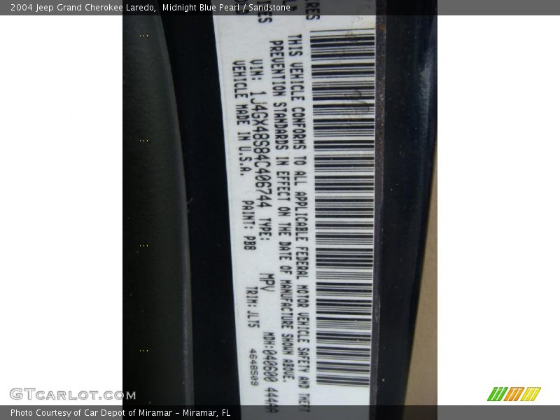Midnight Blue Pearl / Sandstone 2004 Jeep Grand Cherokee Laredo