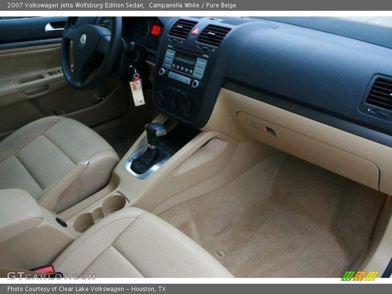 Campanella White / Pure Beige 2007 Volkswagen Jetta Wolfsburg Edition Sedan