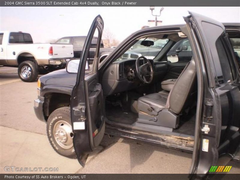 Onyx Black / Pewter 2004 GMC Sierra 3500 SLT Extended Cab 4x4 Dually
