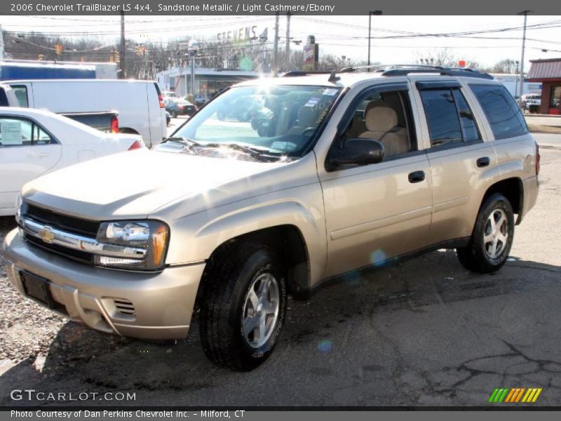 Sandstone Metallic / Light Cashmere/Ebony 2006 Chevrolet TrailBlazer LS 4x4
