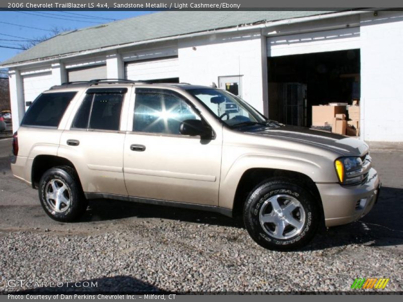 Sandstone Metallic / Light Cashmere/Ebony 2006 Chevrolet TrailBlazer LS 4x4