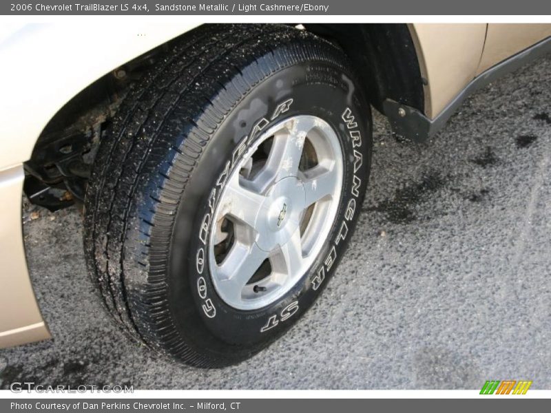 Sandstone Metallic / Light Cashmere/Ebony 2006 Chevrolet TrailBlazer LS 4x4