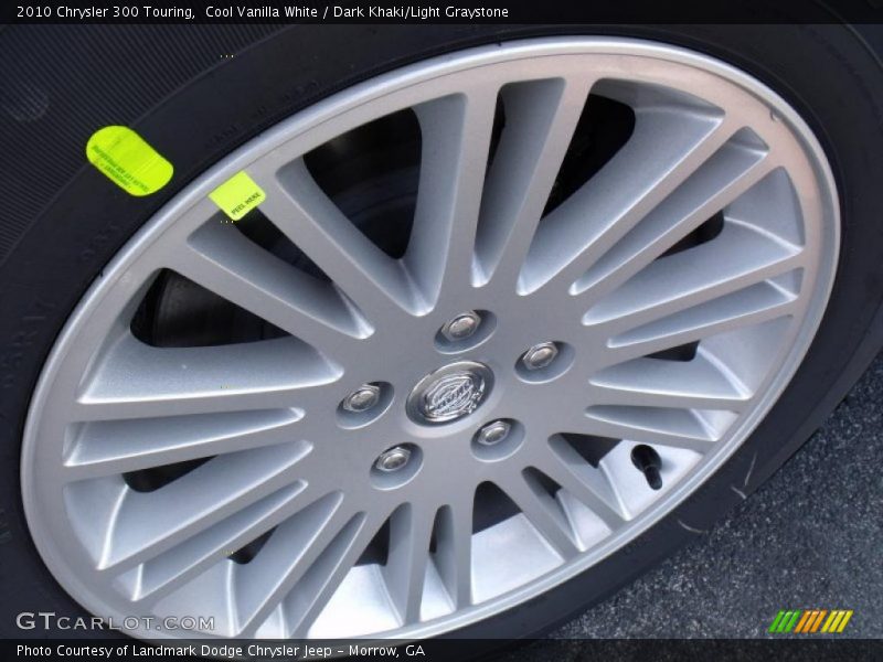 Cool Vanilla White / Dark Khaki/Light Graystone 2010 Chrysler 300 Touring