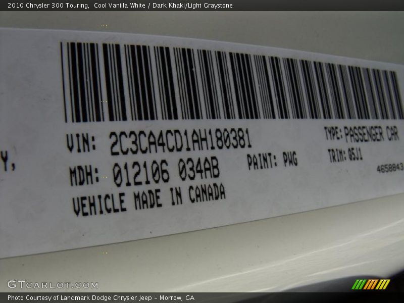 Cool Vanilla White / Dark Khaki/Light Graystone 2010 Chrysler 300 Touring