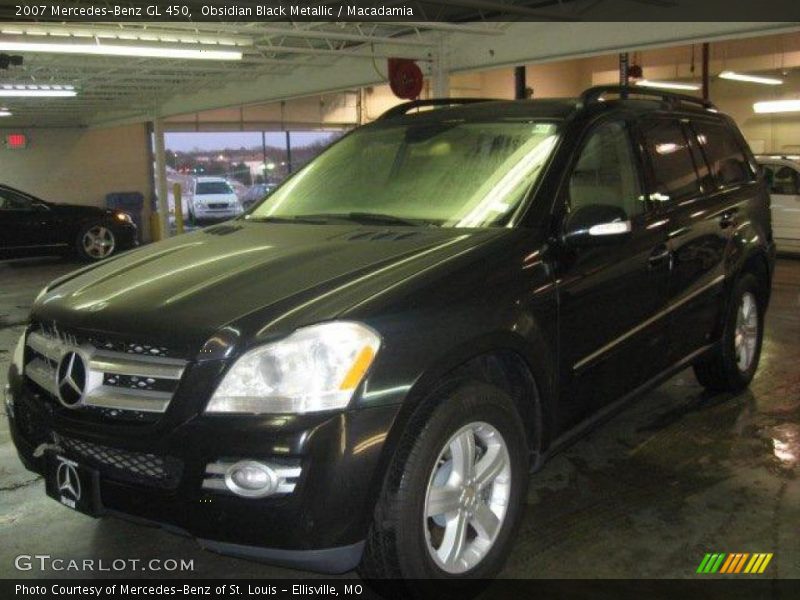 Obsidian Black Metallic / Macadamia 2007 Mercedes-Benz GL 450
