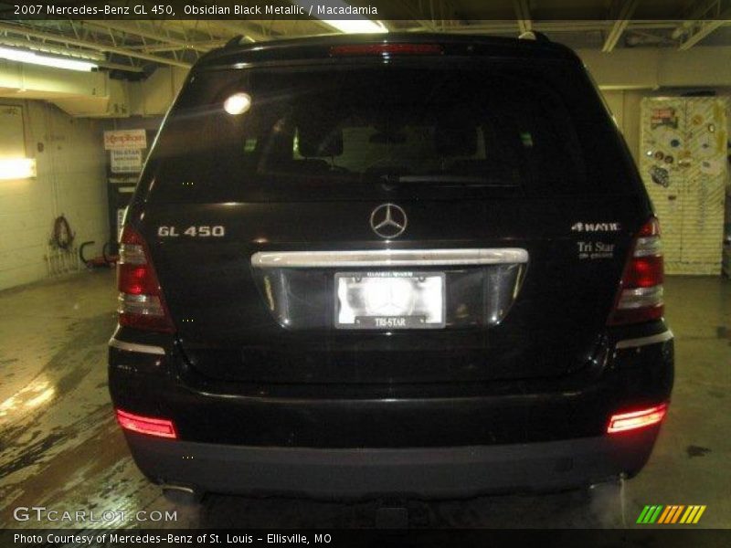 Obsidian Black Metallic / Macadamia 2007 Mercedes-Benz GL 450