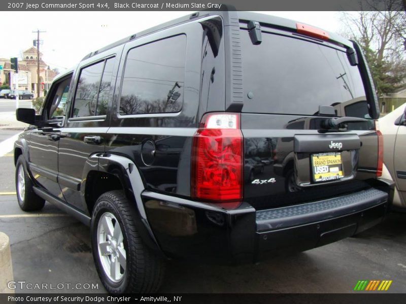 Black Clearcoat / Medium Slate Gray 2007 Jeep Commander Sport 4x4