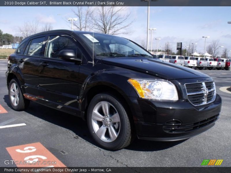 Brilliant Black Crystal Pearl / Dark Slate Gray 2010 Dodge Caliber SXT
