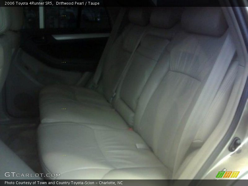 Driftwood Pearl / Taupe 2006 Toyota 4Runner SR5