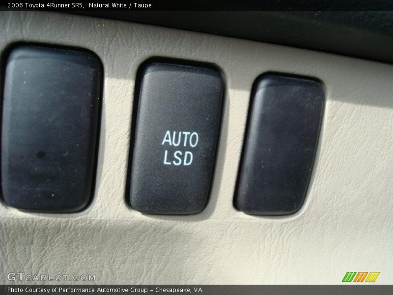 Natural White / Taupe 2006 Toyota 4Runner SR5