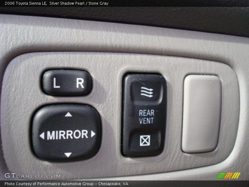 Silver Shadow Pearl / Stone Gray 2006 Toyota Sienna LE