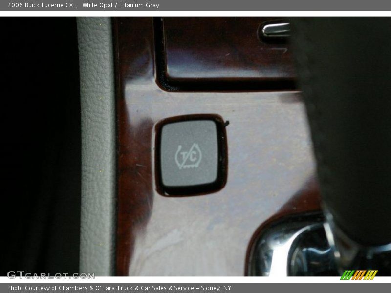 White Opal / Titanium Gray 2006 Buick Lucerne CXL
