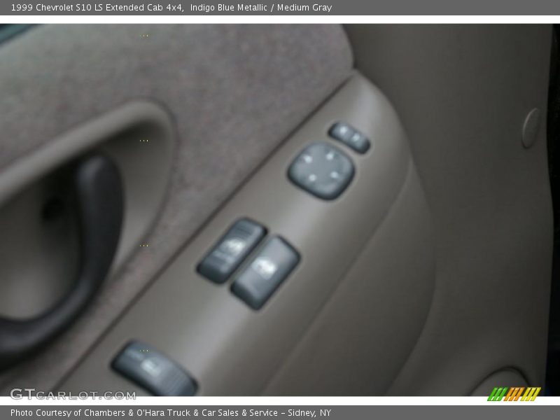 Indigo Blue Metallic / Medium Gray 1999 Chevrolet S10 LS Extended Cab 4x4