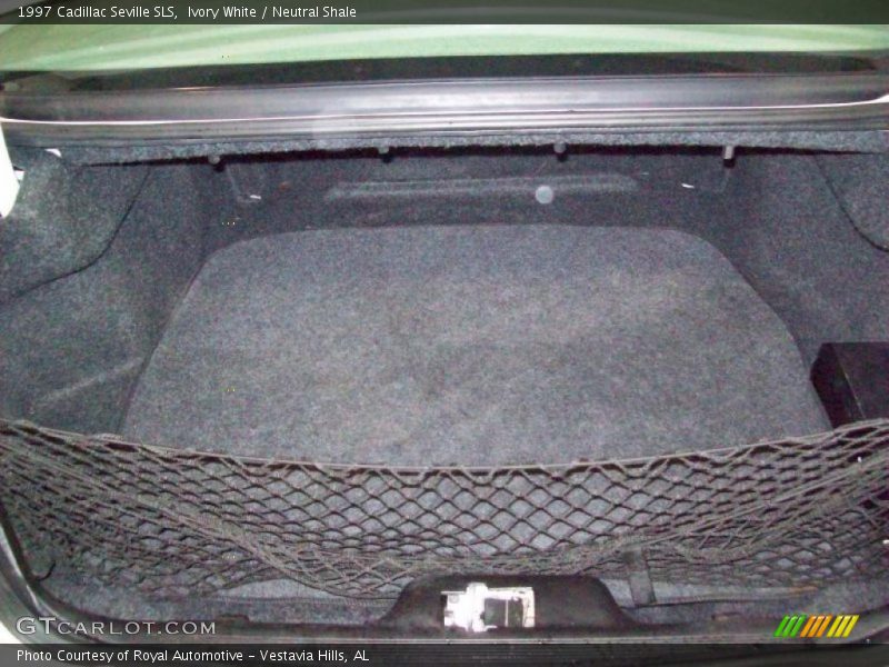 Ivory White / Neutral Shale 1997 Cadillac Seville SLS