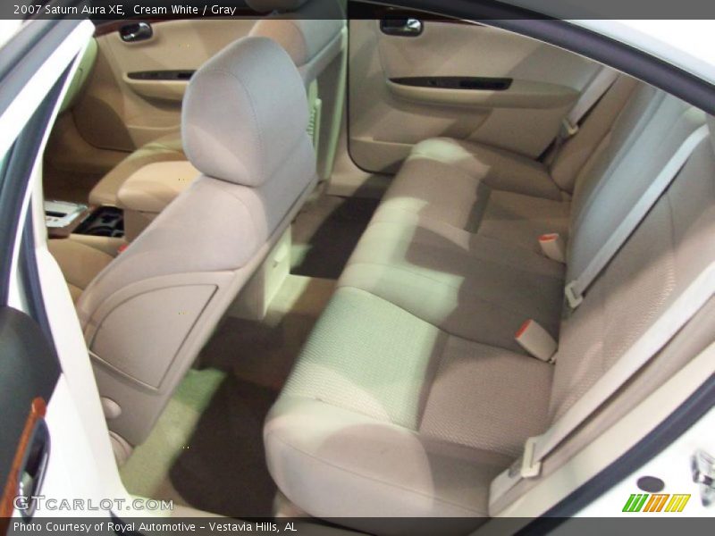 Cream White / Gray 2007 Saturn Aura XE