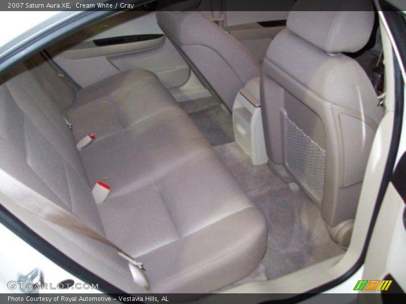Cream White / Gray 2007 Saturn Aura XE