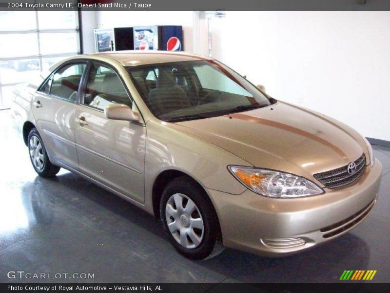 Desert Sand Mica / Taupe 2004 Toyota Camry LE
