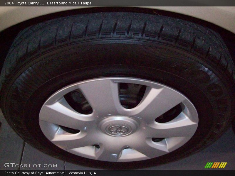 Desert Sand Mica / Taupe 2004 Toyota Camry LE