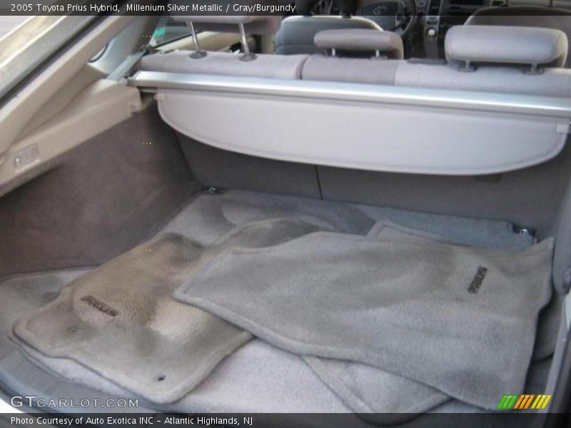 Millenium Silver Metallic / Gray/Burgundy 2005 Toyota Prius Hybrid