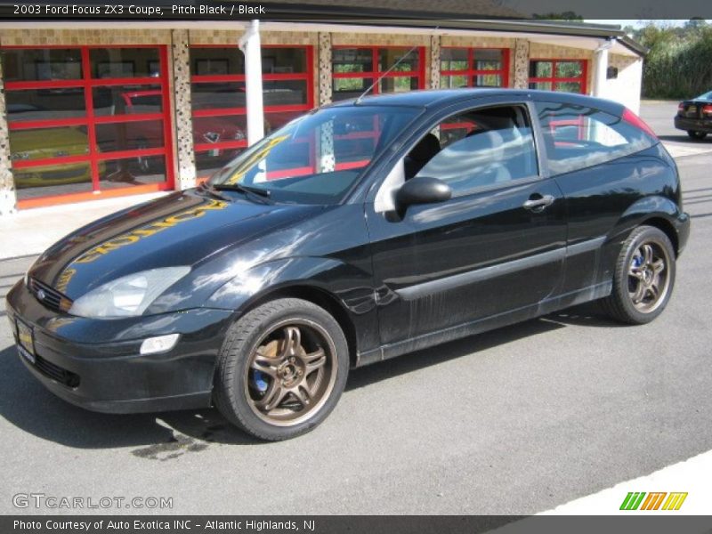 Pitch Black / Black 2003 Ford Focus ZX3 Coupe