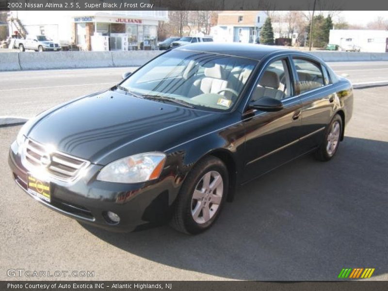 Super Black / Frost Gray 2002 Nissan Altima 2.5 S