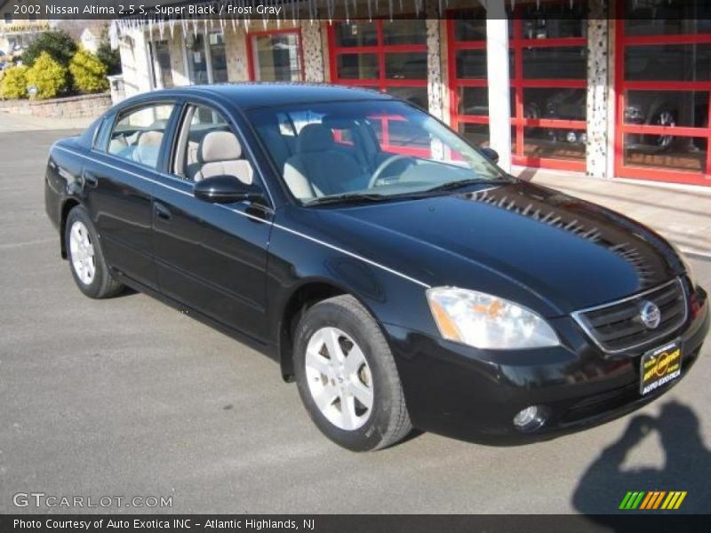 Super Black / Frost Gray 2002 Nissan Altima 2.5 S