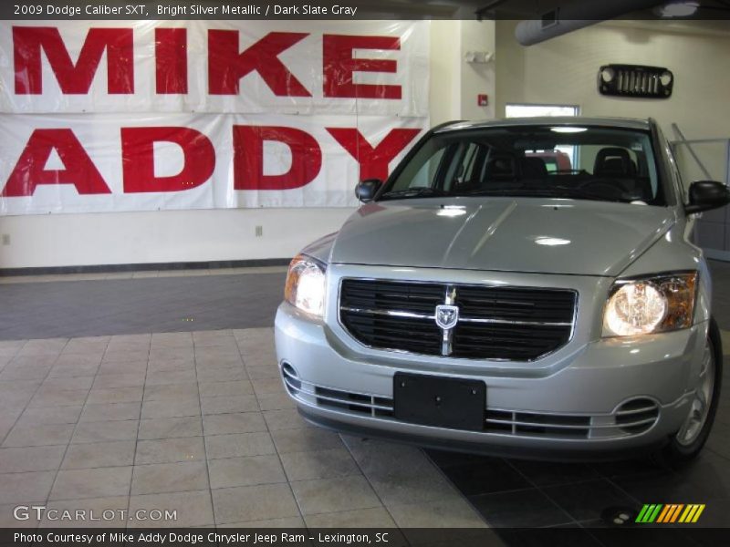 Bright Silver Metallic / Dark Slate Gray 2009 Dodge Caliber SXT