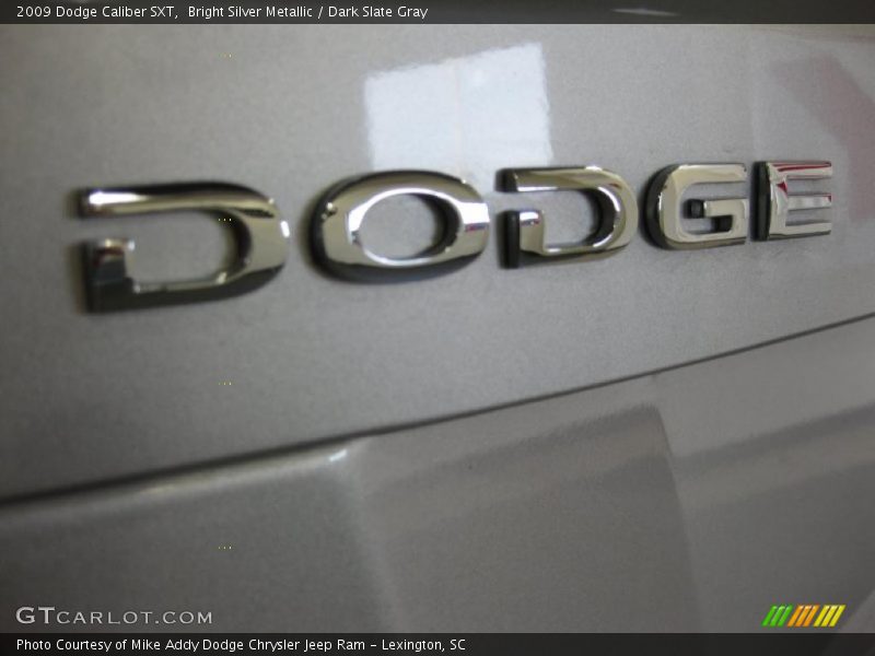 Bright Silver Metallic / Dark Slate Gray 2009 Dodge Caliber SXT